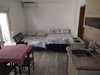 Апартаменты Apartment Pèrutović Igor Сутоморе Апартаменты с террасой-2